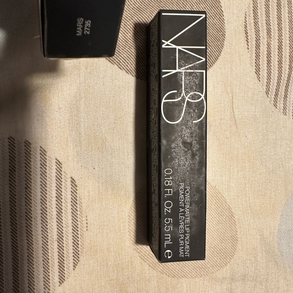 Bundle lot of 2 NARS make up 2 lip color - Picture 5 of 5